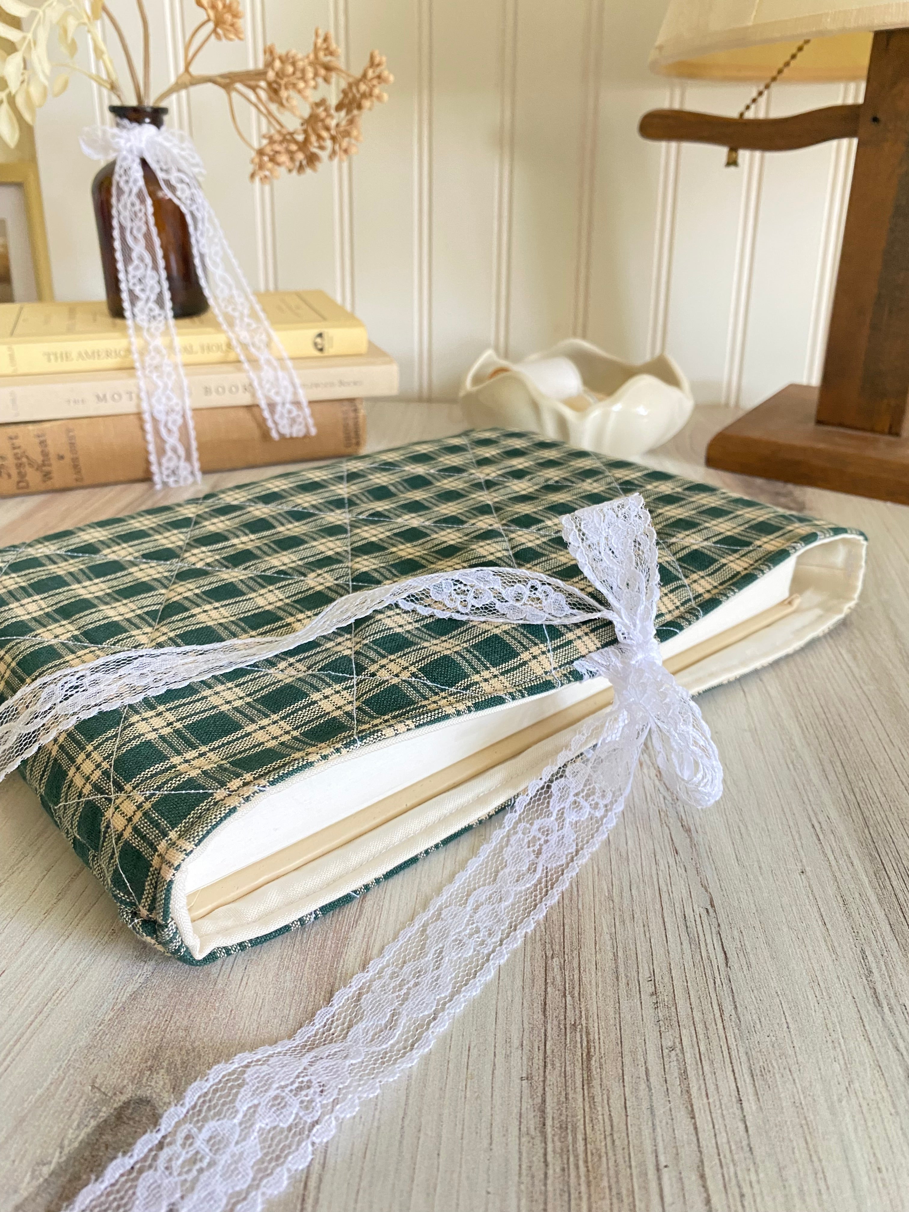 Green Plaid Book Sleeve (Old Version)