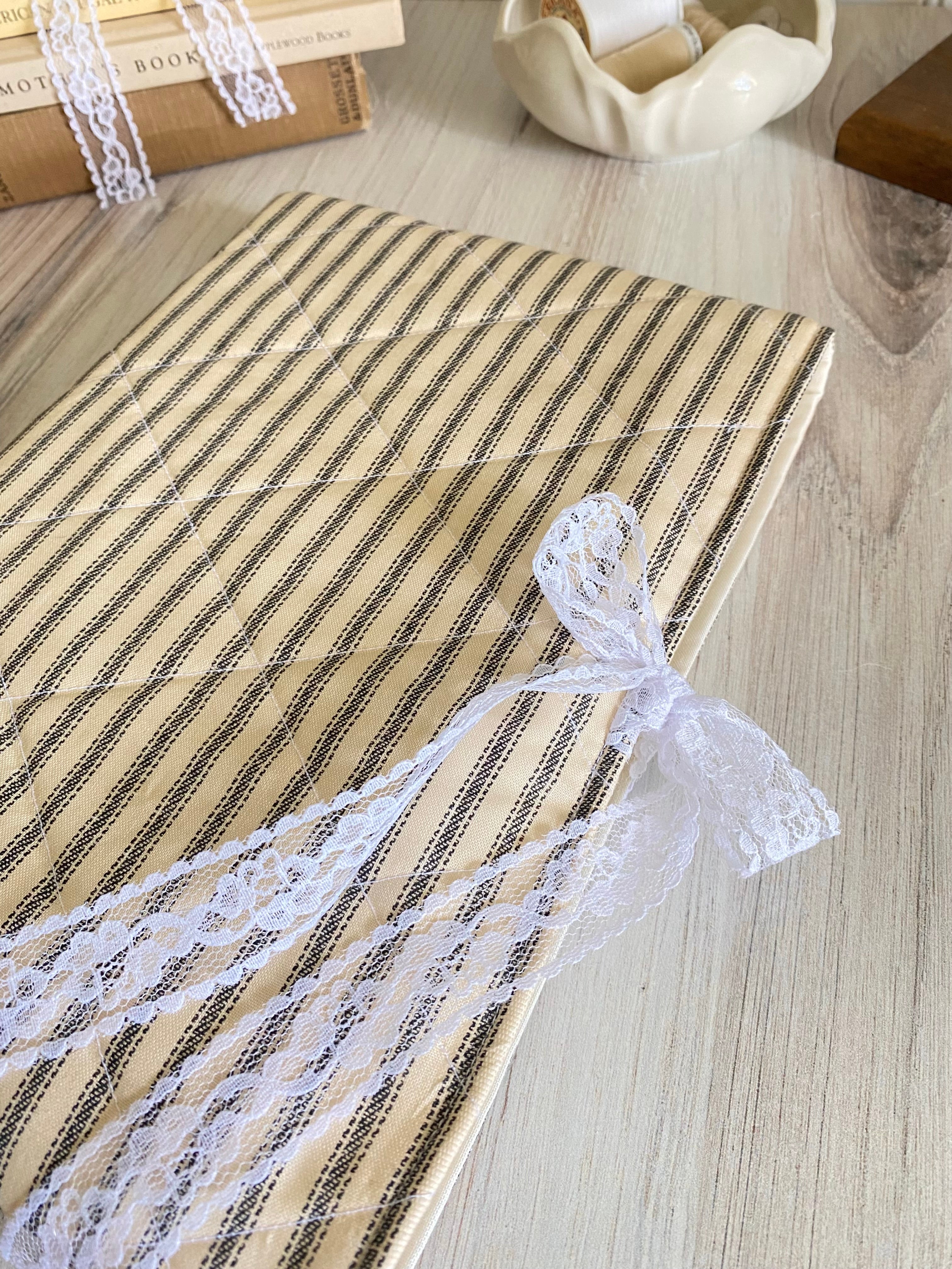 Vintage Stripe Book Sleeve (Old Version)