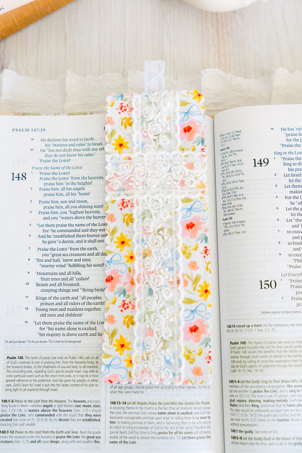 Colorful Bow Bookmark