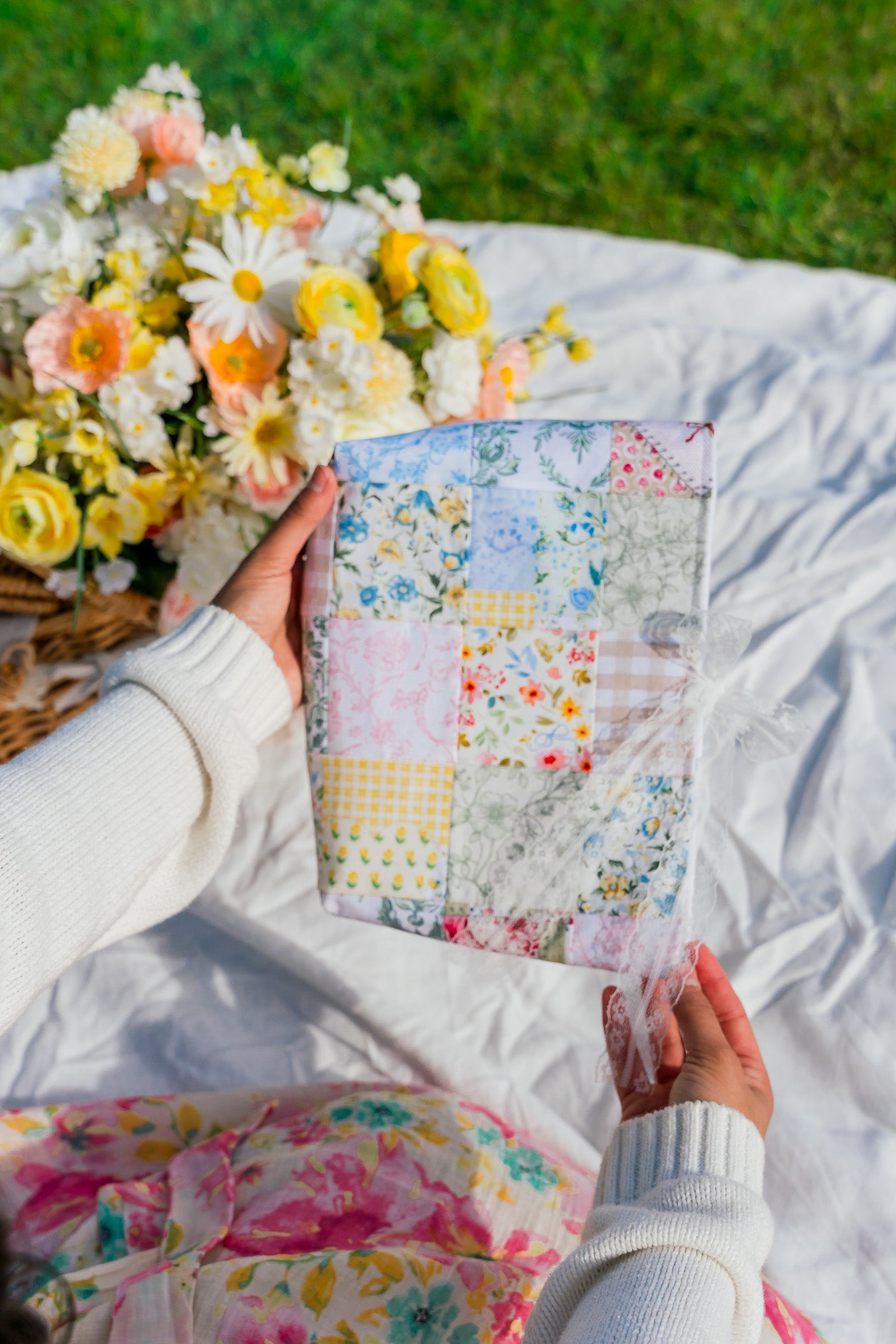 Quilted Patchwork Bible Sleeve - Regular Size - Style 2