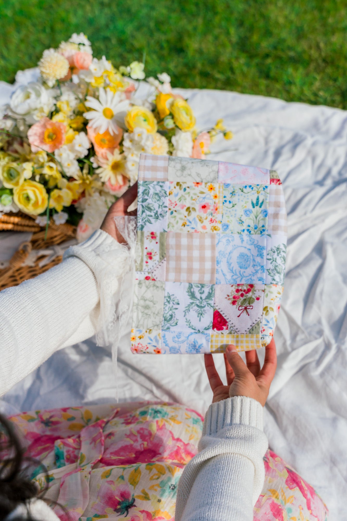 Quilted Patchwork Bible Sleeve - Regular Size - Style 2